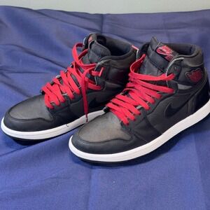 Jordan 1 Retro High OG Black Satin Gym Red Mens Size 8 555088-060